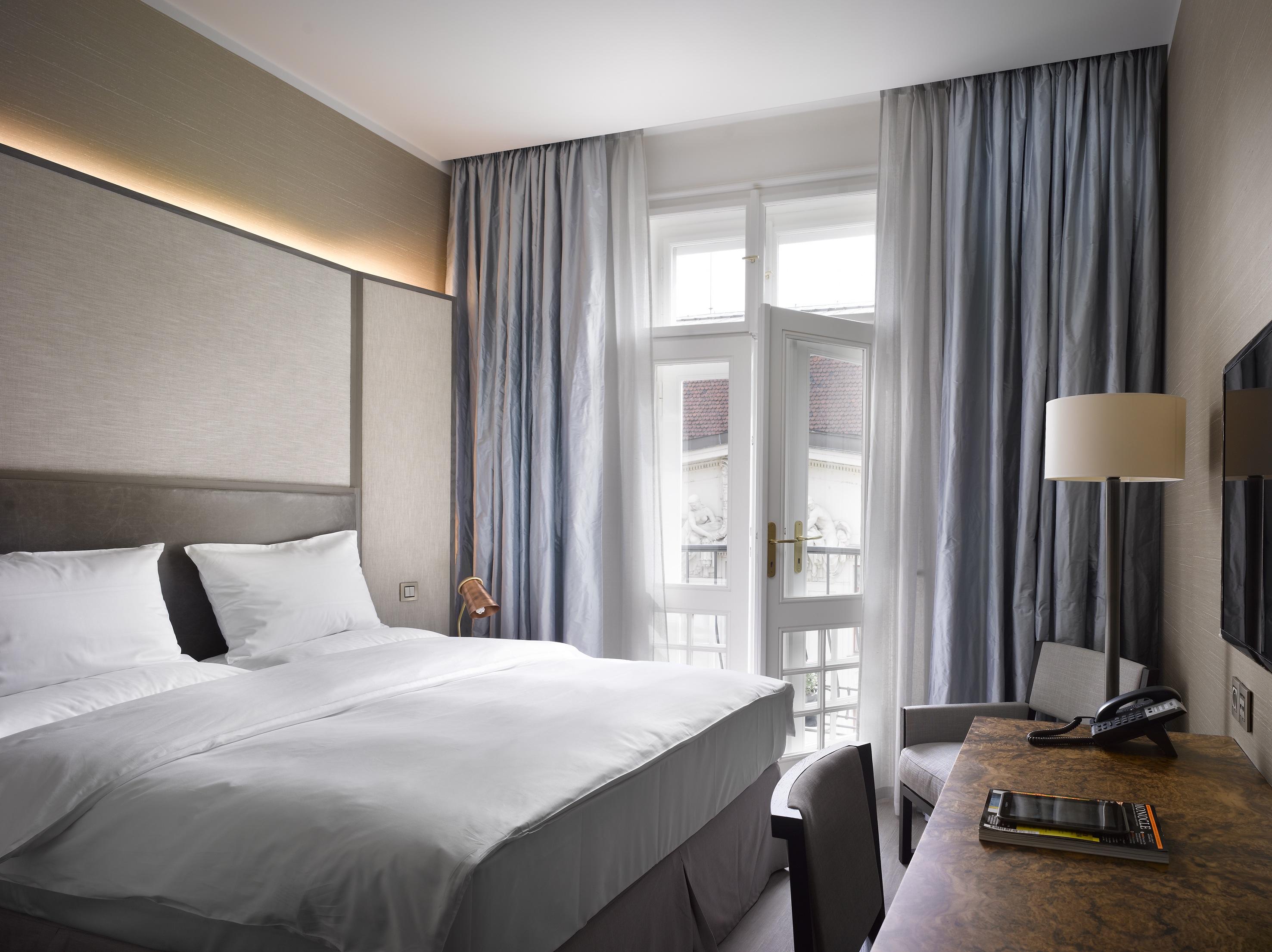 The Emblem Prague Hotel - Preferred Hotels & Resorts 외부 사진