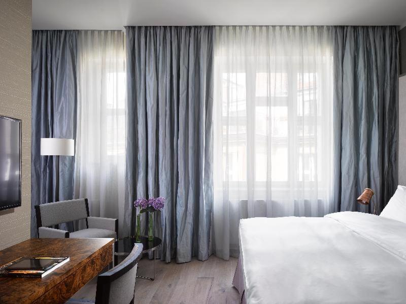 The Emblem Prague Hotel - Preferred Hotels & Resorts 객실 사진